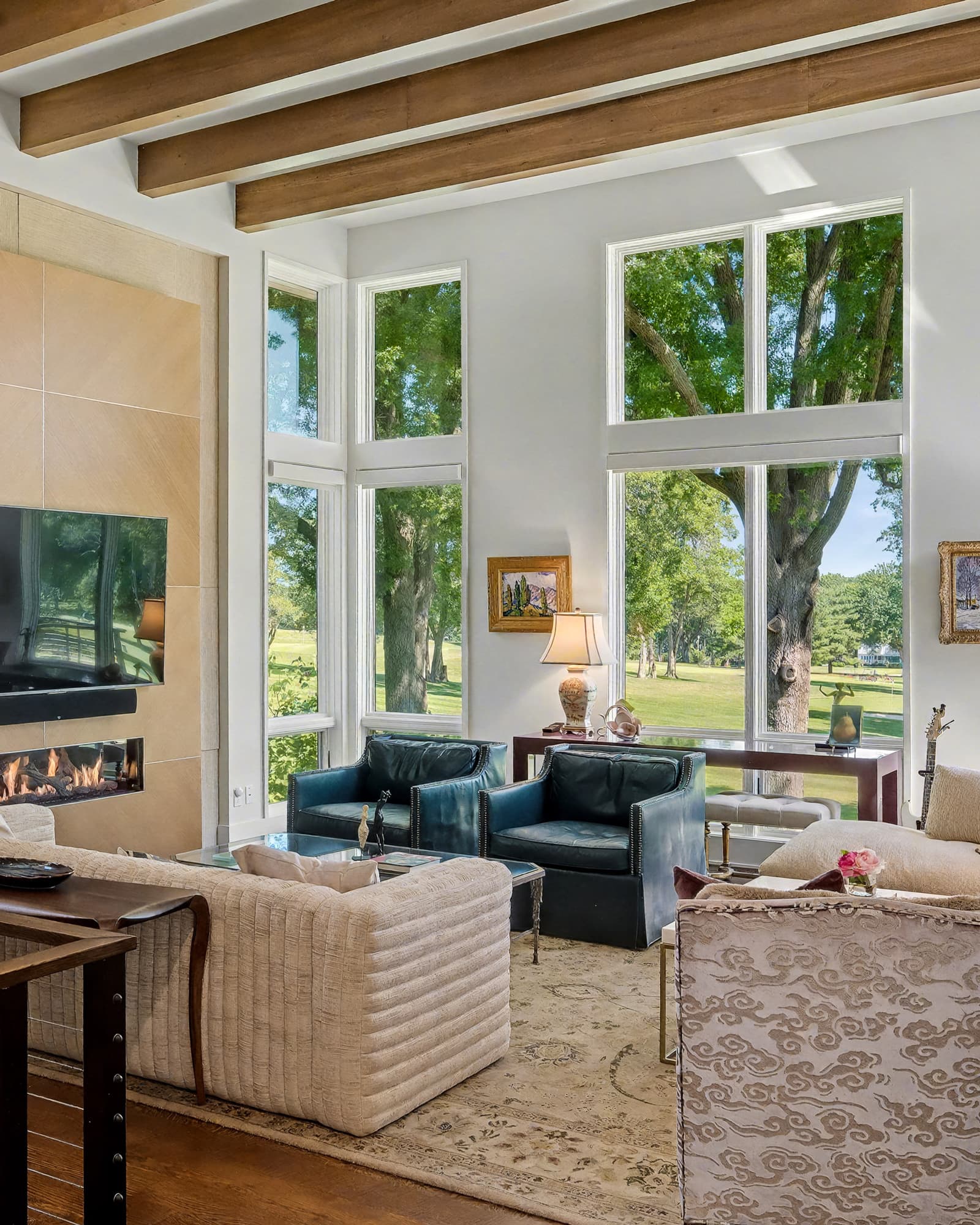 Cover image of a quote of Jon McCaw - Photographer